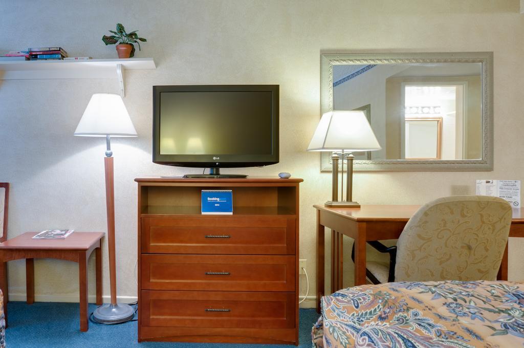 Hotel Saga Motor Pasadena